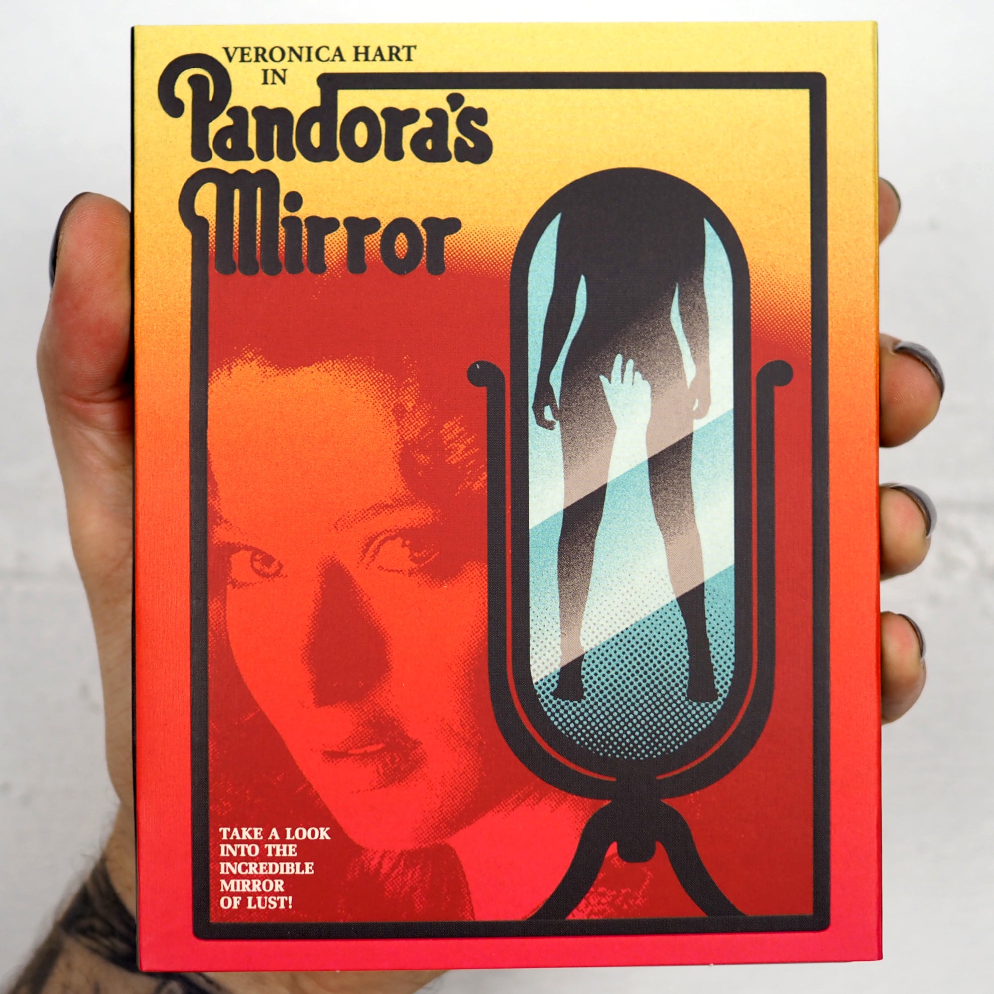 Zonnebrand Aan het liegen Ja Pandora's Mirror – Vinegar Syndrome