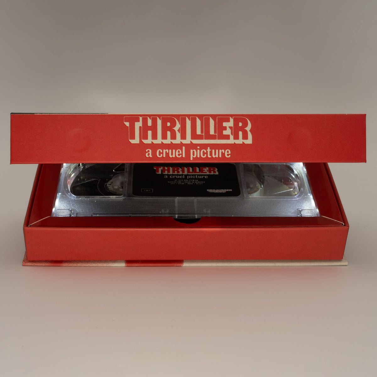Thriller - Limited Edition Deluxe LED VHS