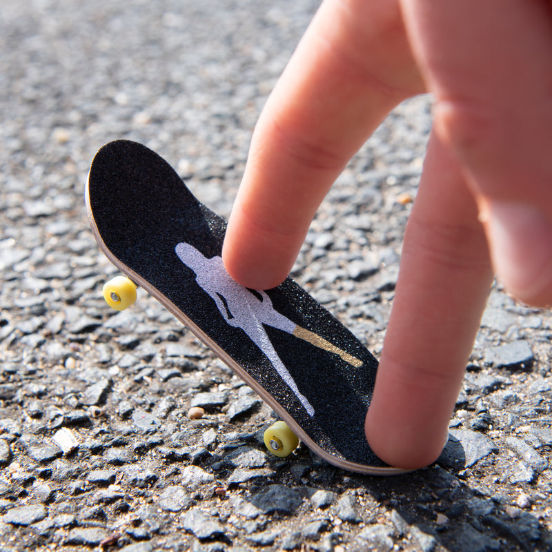 VS Fingerboard – Vinegar Syndrome