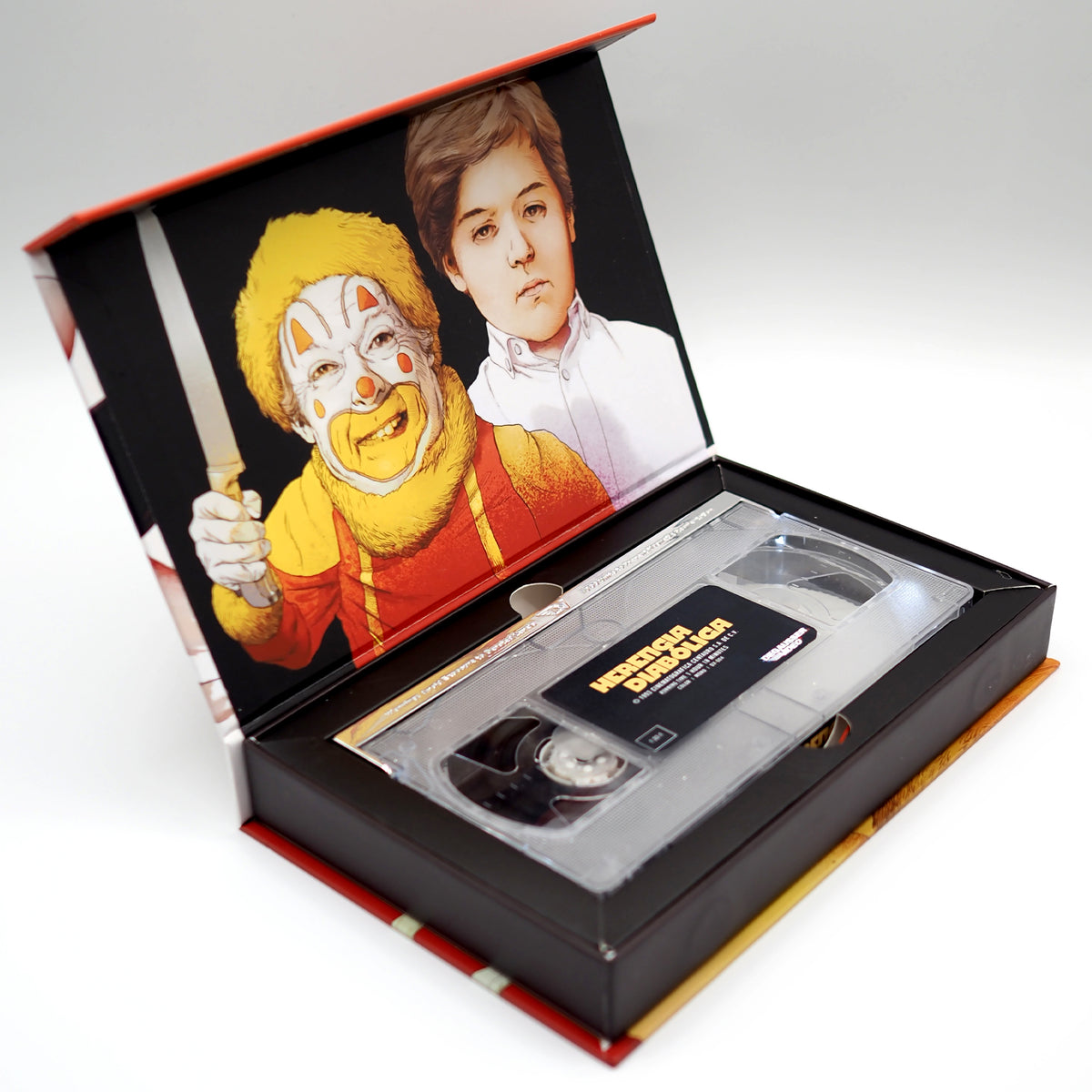Herencia Diabólica - Limited Edition Deluxe LED VHS