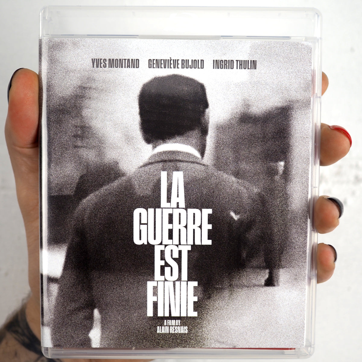 La guerre est finie (The War Is Over)