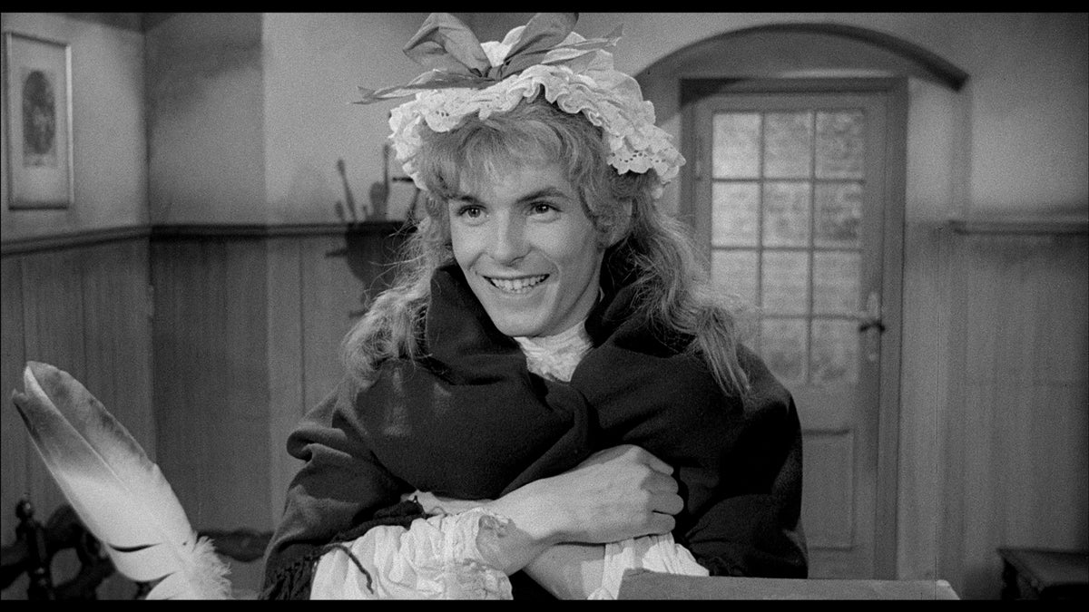 Fanny Hill / The Phantom Gunslinger