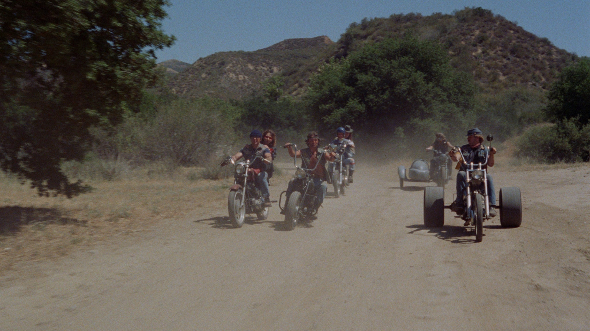 Hell Riders – Vinegar Syndrome