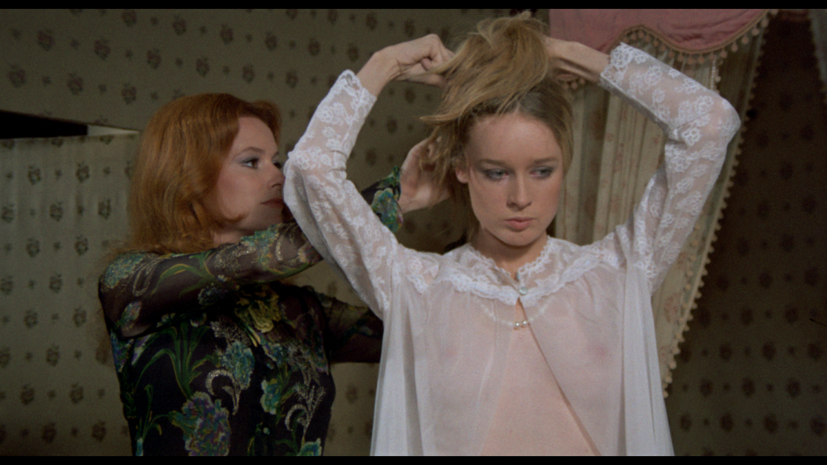 Camille Keaton in Italy