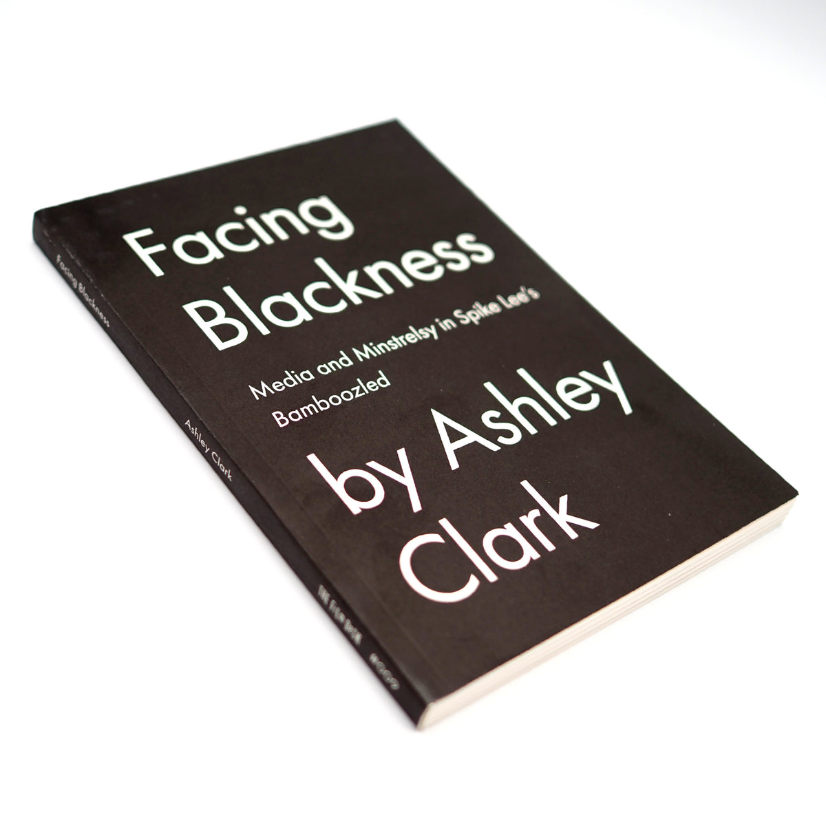 Facing Blackness - Paperback Book