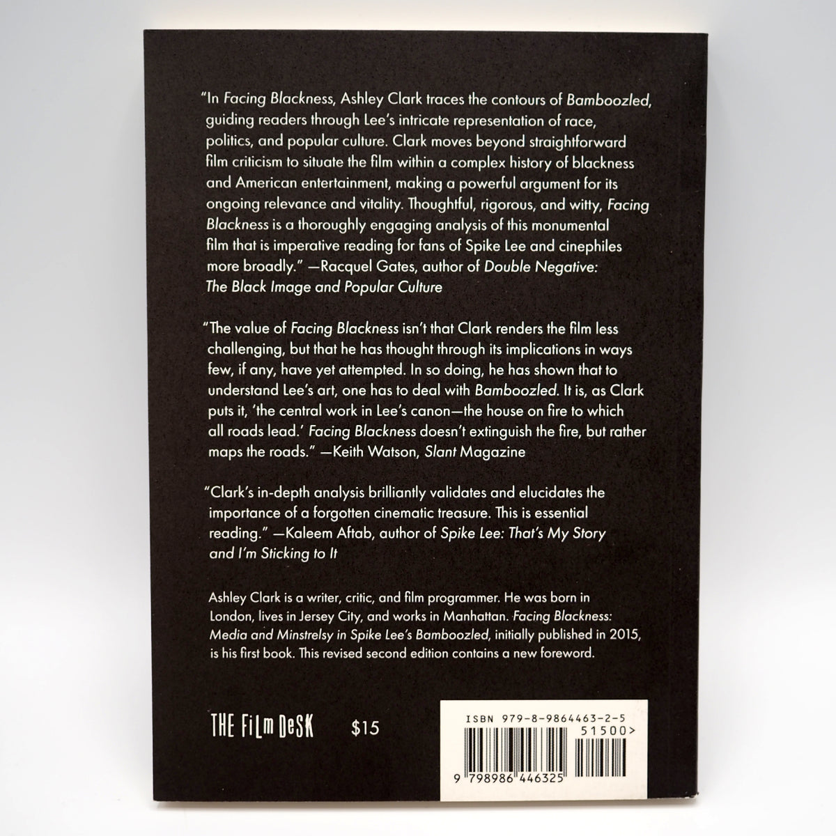 Facing Blackness - Paperback Book
